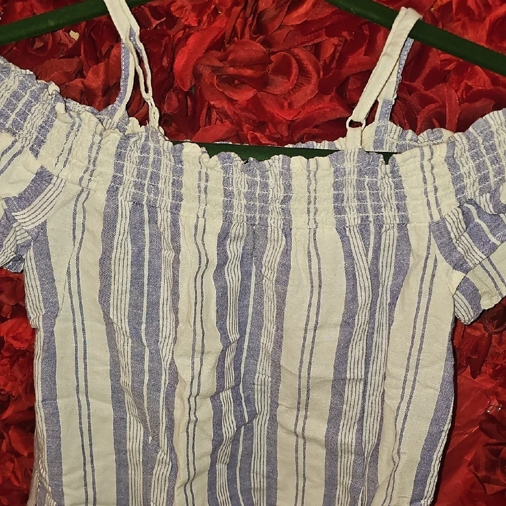 Old Navy chic textured